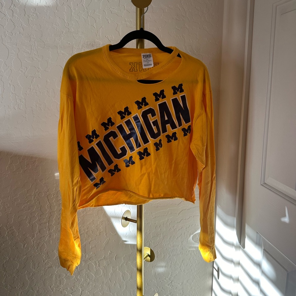 VS PINK University of Michigan long sleeve crop top